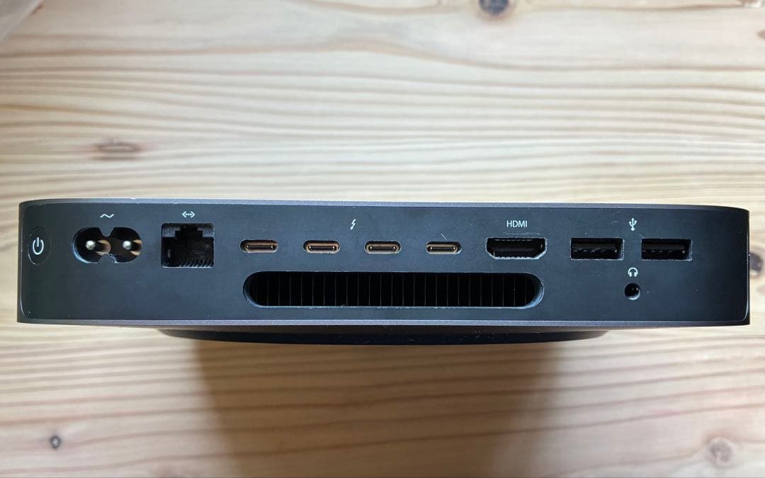 Mac mini 2018 i7 / 内臓SSD1TB /64GBメモリ