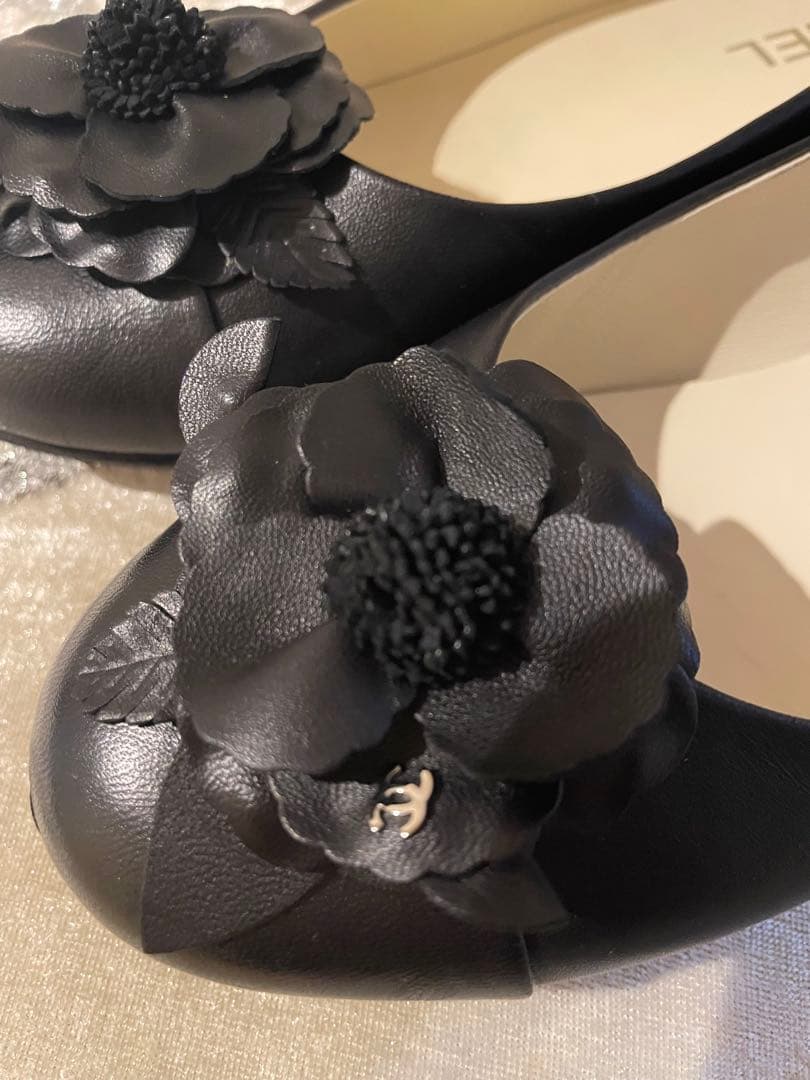 MMM [[プロフィール必読]] 様CHANEL ブラック フラットシューズ38