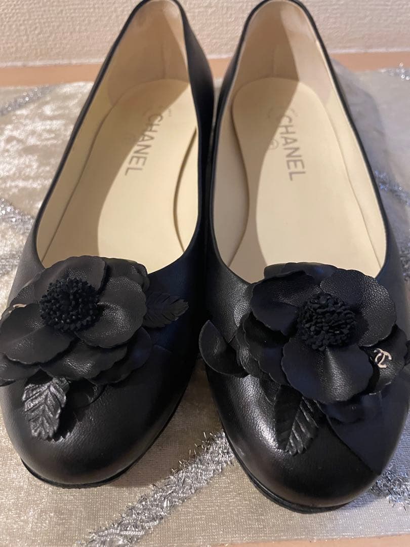 MMM [[プロフィール必読]] 様CHANEL ブラック フラットシューズ38
