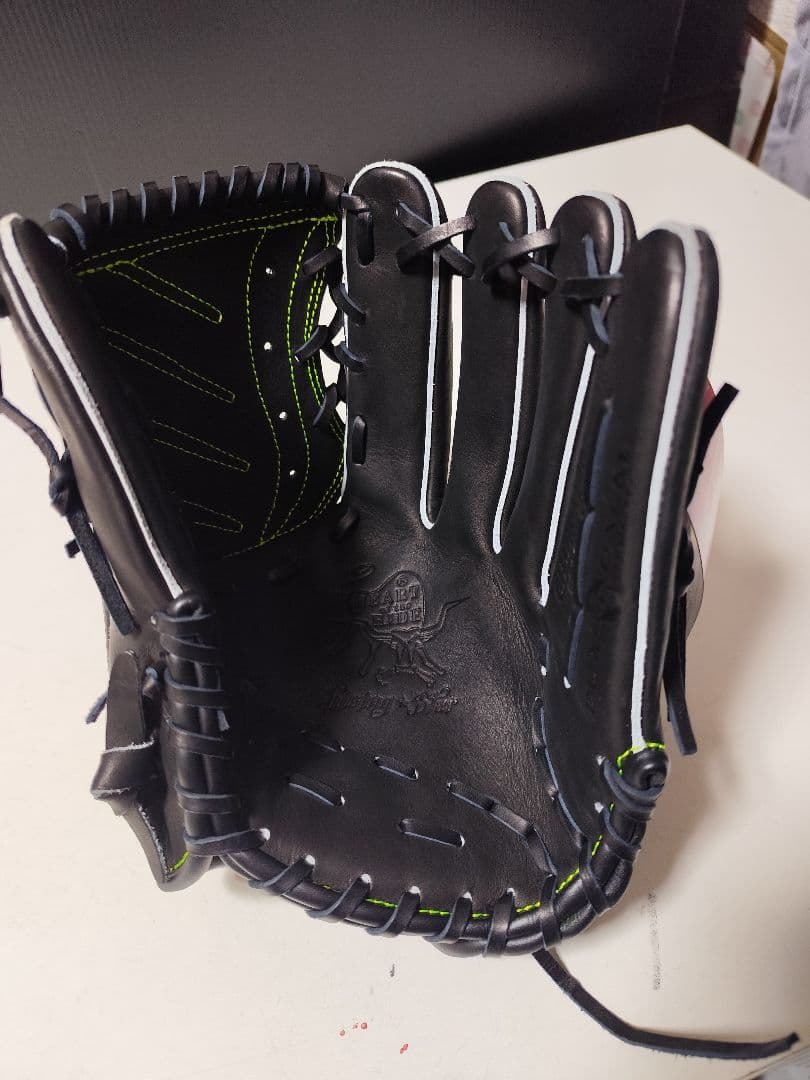 Rawlings 硬式投手用グローブ