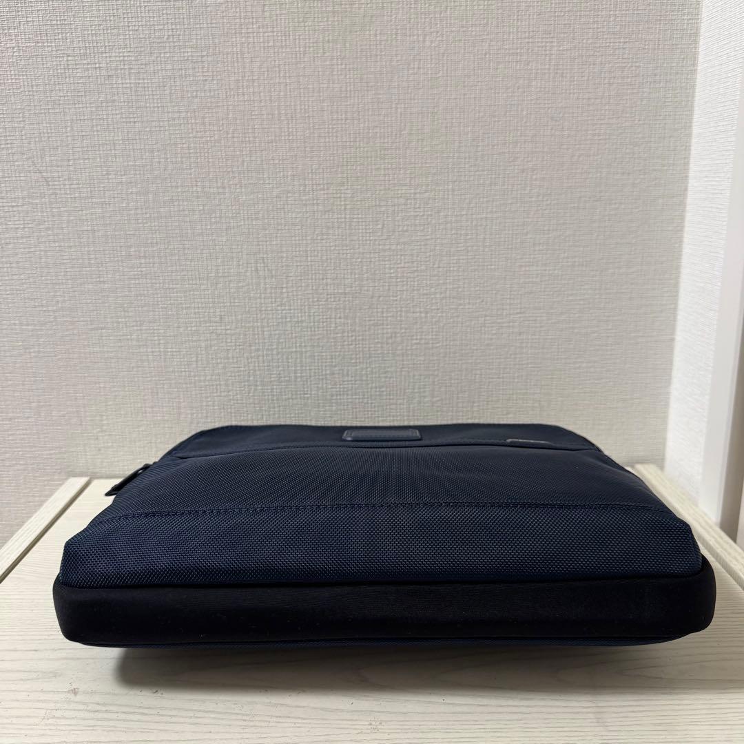 【SHIPS別注】【新品】TUMI トゥミ　PCケース　ネイビー　シップス
