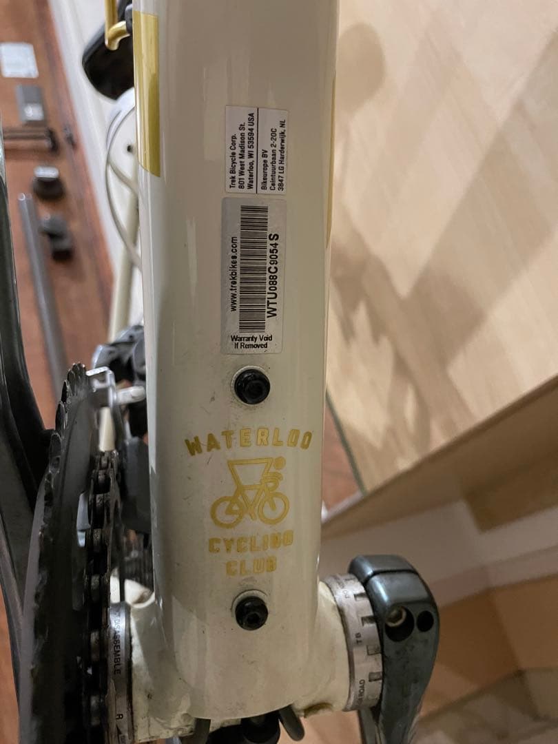 自転車本体 TREK DOMANE AL4