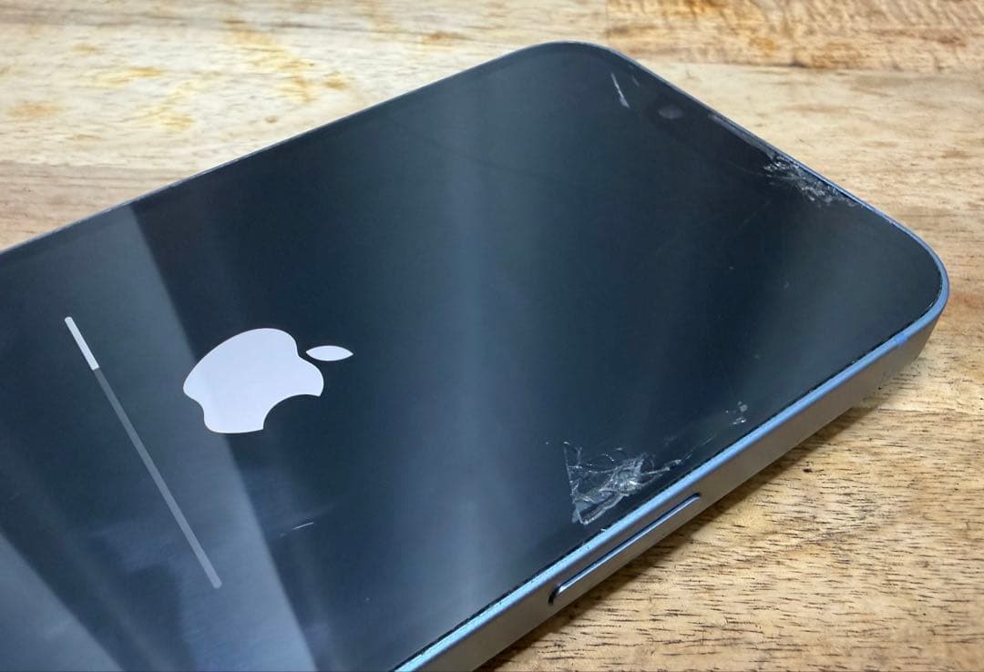 iPhone 14 本体 ブルー 128GB SIMフリー　【画面割れ有】