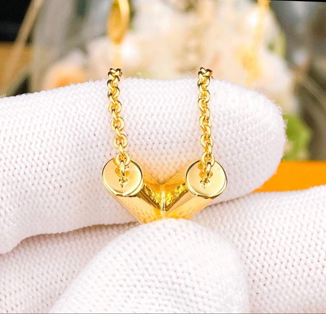 ルイヴィトン✴︎M00857 エセンシャルV ネックレス