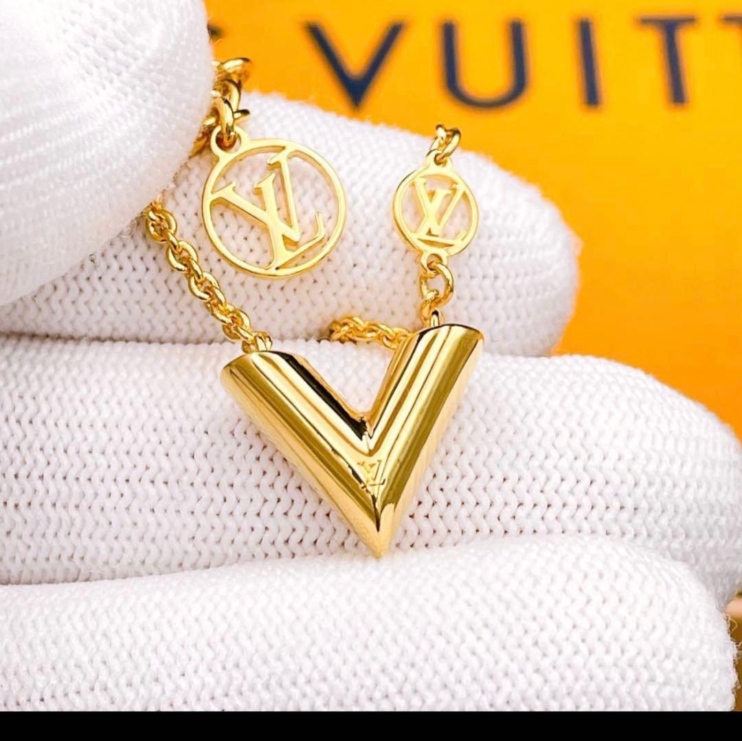 ルイヴィトン✴︎M00857 エセンシャルV ネックレス