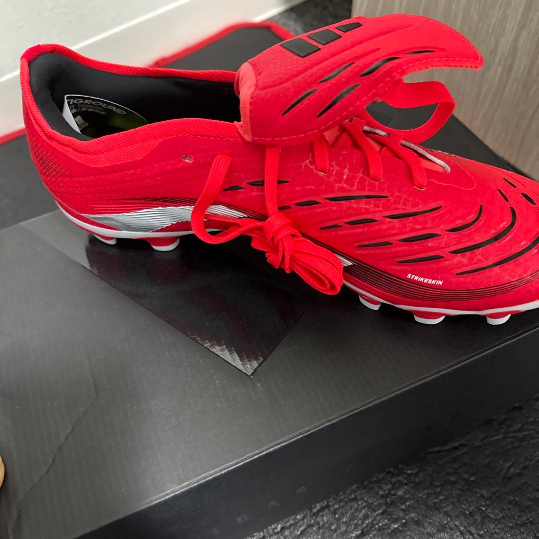 アディダスプレデター