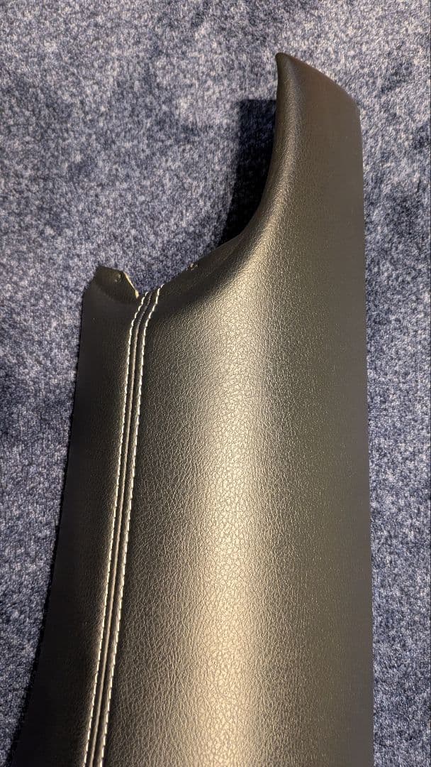 美品 トヨタ純正 アクアG's ダッシュボード前パネル インパネ 助手席前パネル