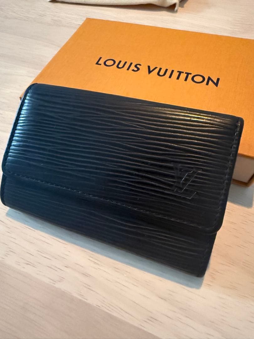 ルイヴィトン エピ ミュルティクレ6 キーケース6 連