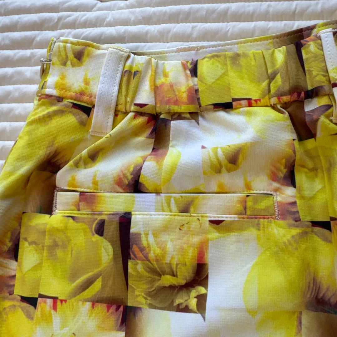 【超美品】 23区ゴルフ ロゴポロシャツ イエロースカート ゴルフウェア