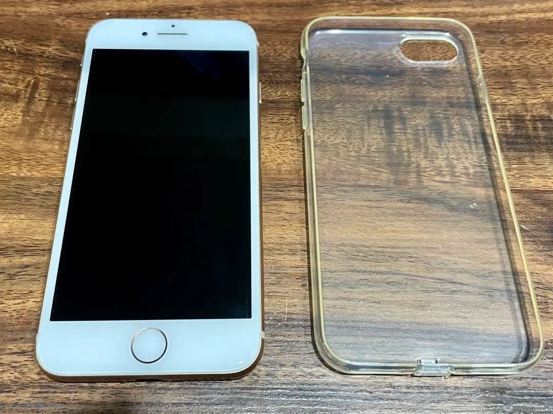 【美品】充電セット付き iPhone 8 ゴールド 64GB 本体 ケース付き