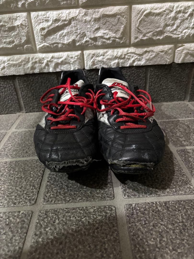 Mizuno モレリア サッカーシューズ 黒/赤