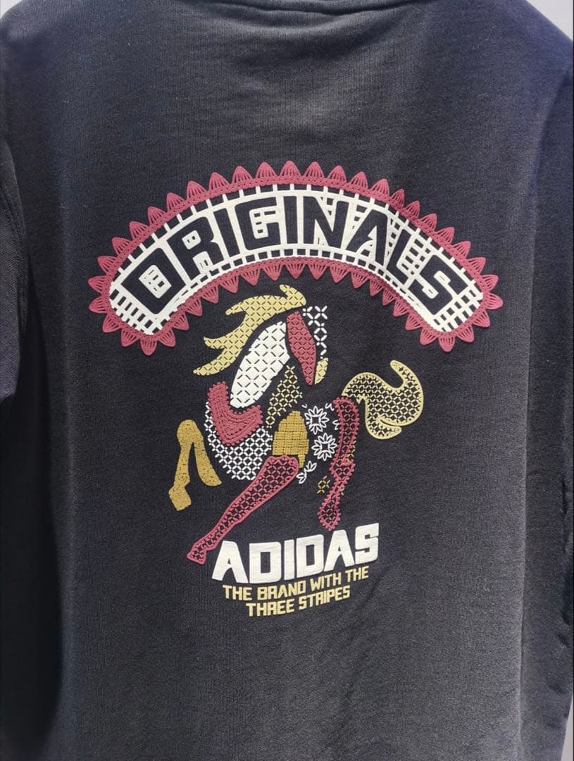 新品2XL Adidas FW25 CNY 馬年限定 半袖Tシャツ KT0714