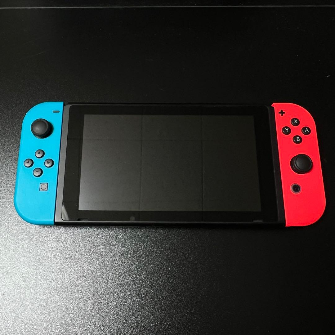 【ドッグなし】専用ケース付きSwitch 本体
