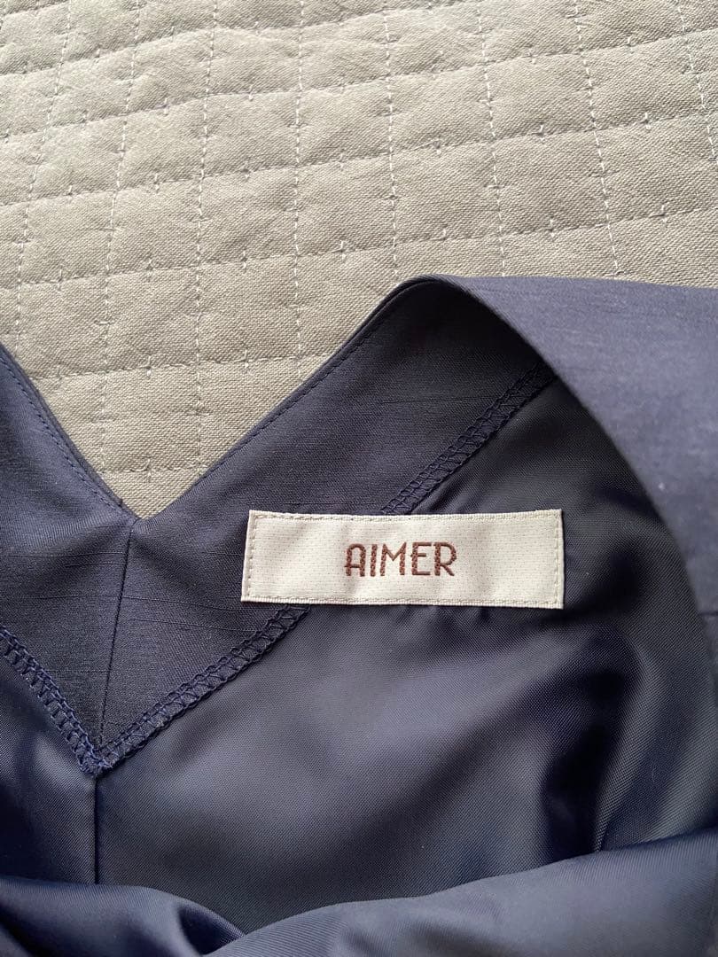 AIMER エメ レースブラウス付シャンタンフィット＆フレアドレス NAVY