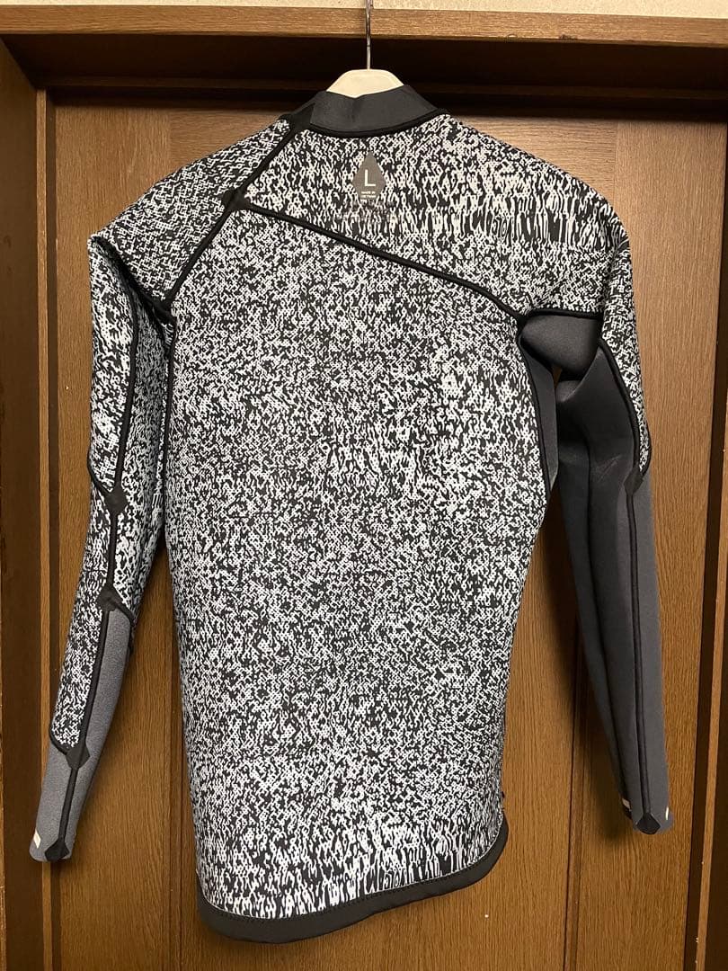 ボルコム　ロングタッパー　Lサイズ　新品未使用　タッパー