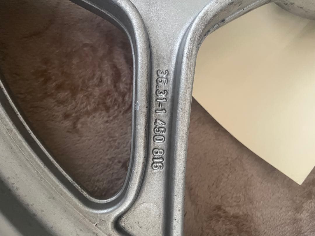  R80 100 フロントホイール　 タイヤ　ミシュラン