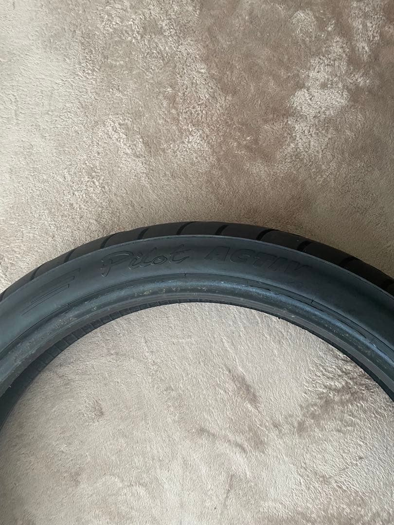  R80 100 フロントホイール　 タイヤ　ミシュラン