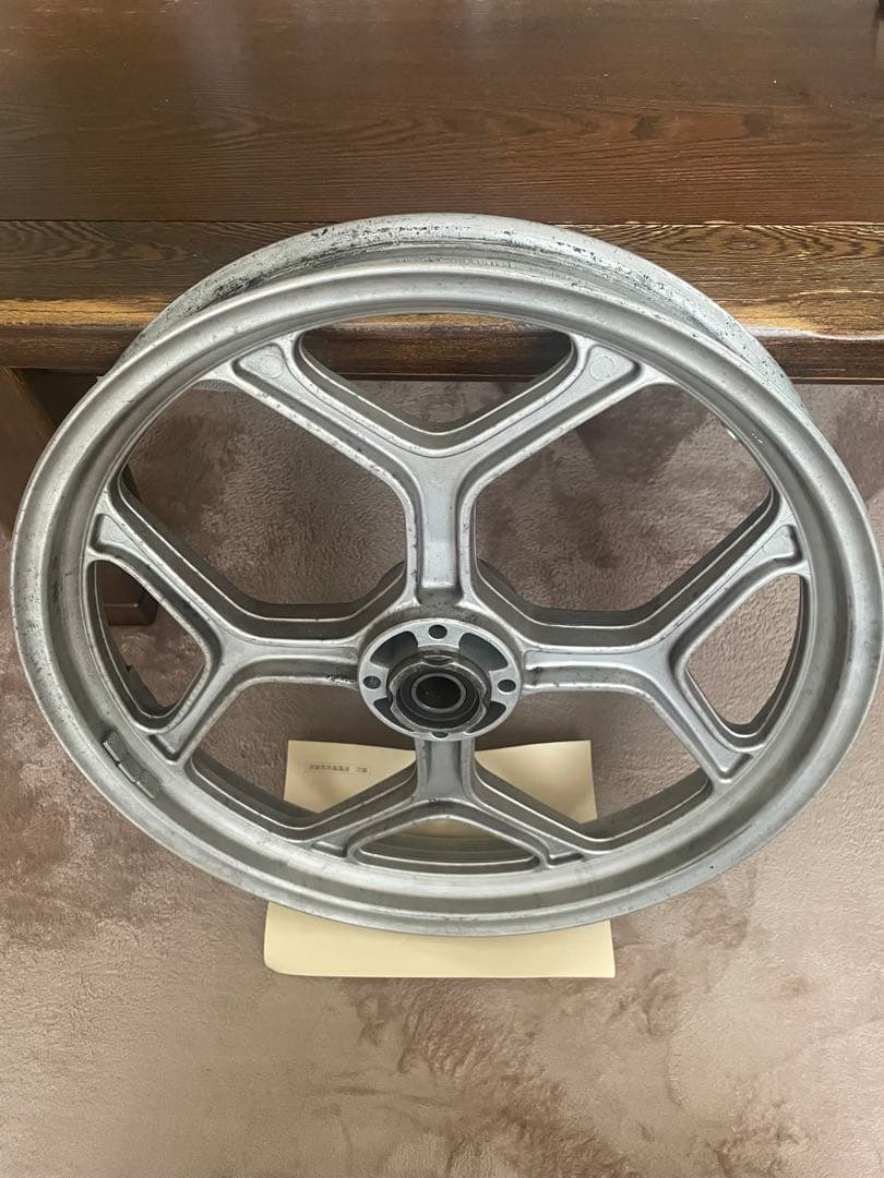  R80 100 フロントホイール　 タイヤ　ミシュラン