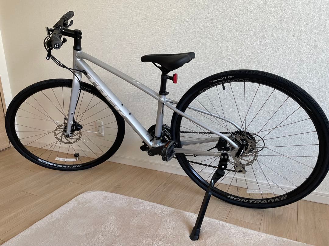 値下げ　ほぼ新品TREK FX2 DISC XS トレッククロスバイク　直接引渡