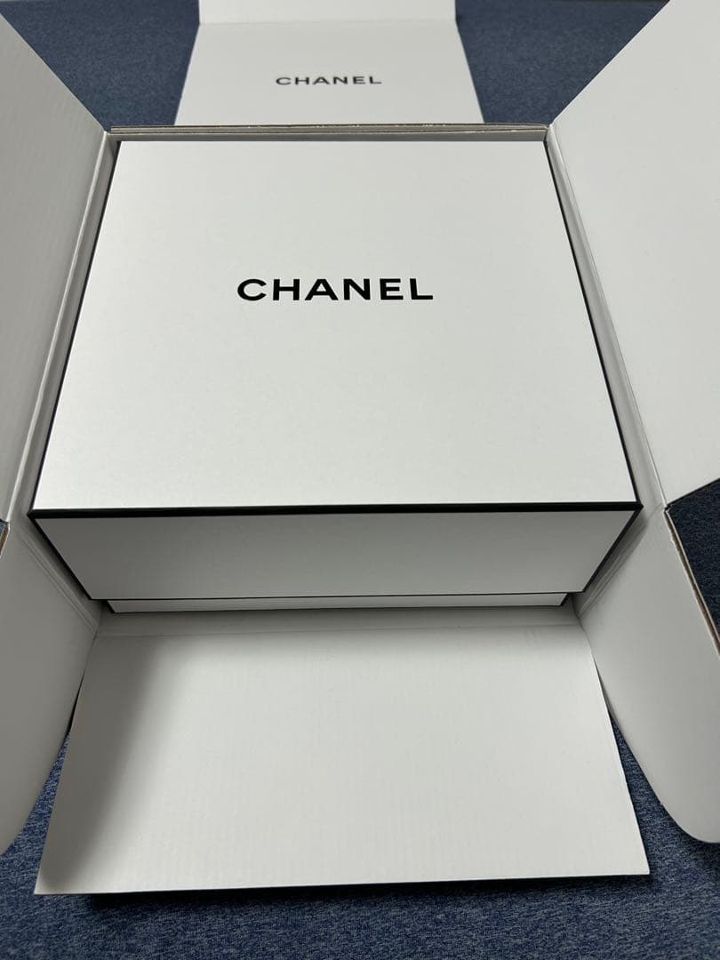 シャネル クリスマスコフレ 2025ルージュココ グロストリオ 限定ポーチセット