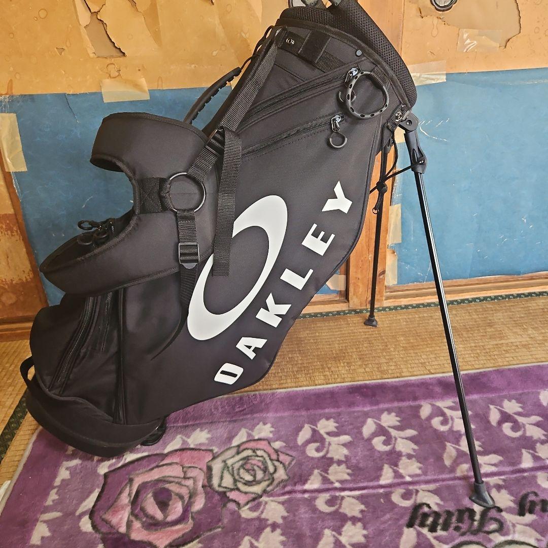 オークリー　スタンドキャディバッグ