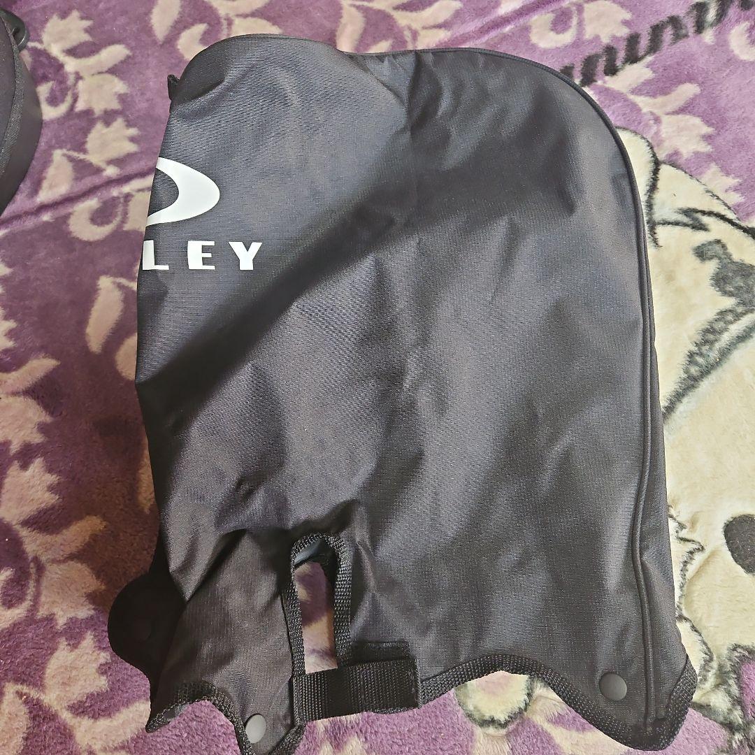 オークリー　スタンドキャディバッグ