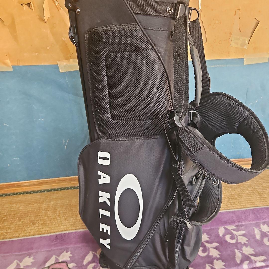オークリー　スタンドキャディバッグ