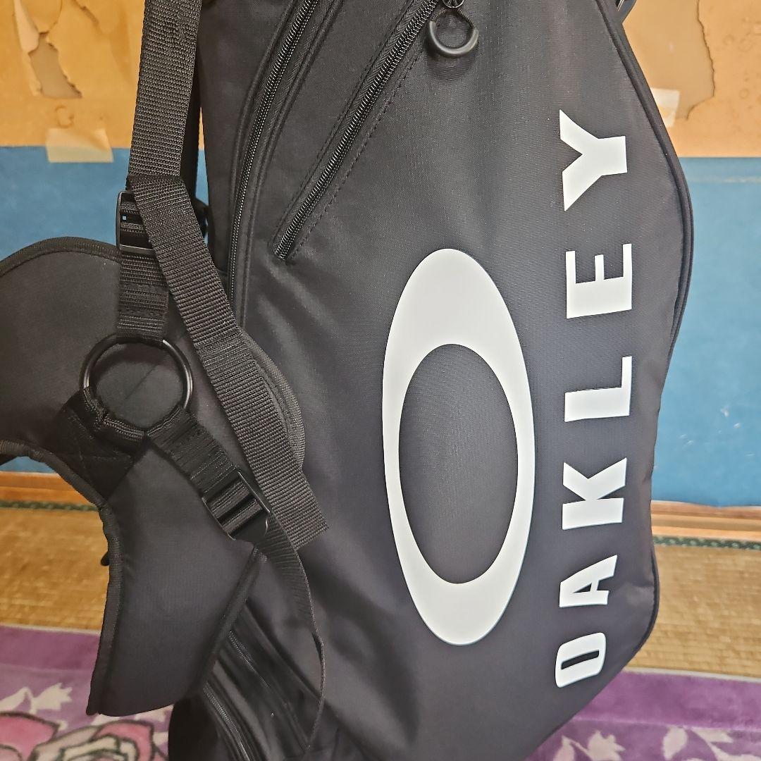 オークリー　スタンドキャディバッグ