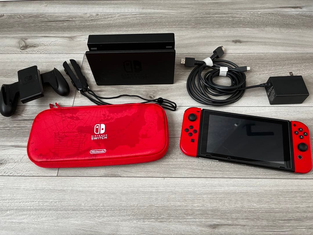 【キャリングケース付】【箱なし】 Nintendo Switch 本体 レッド