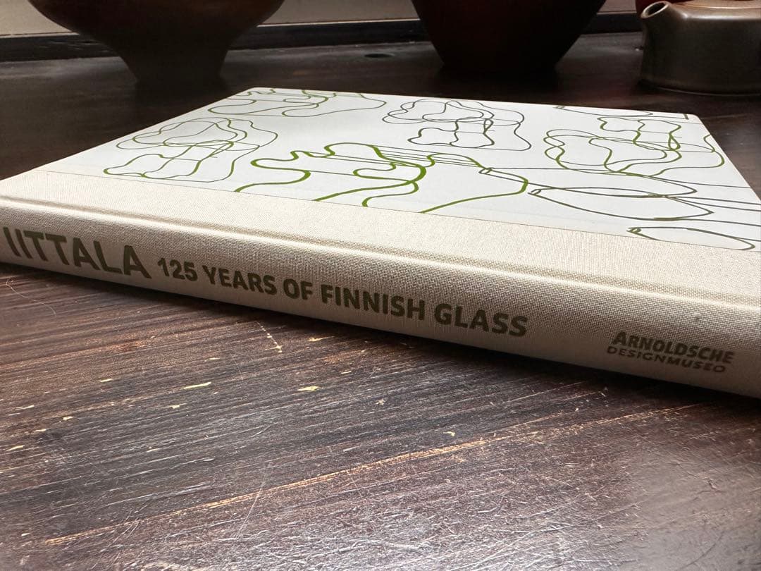  イッタラ　本　解説書　カタログ　北欧