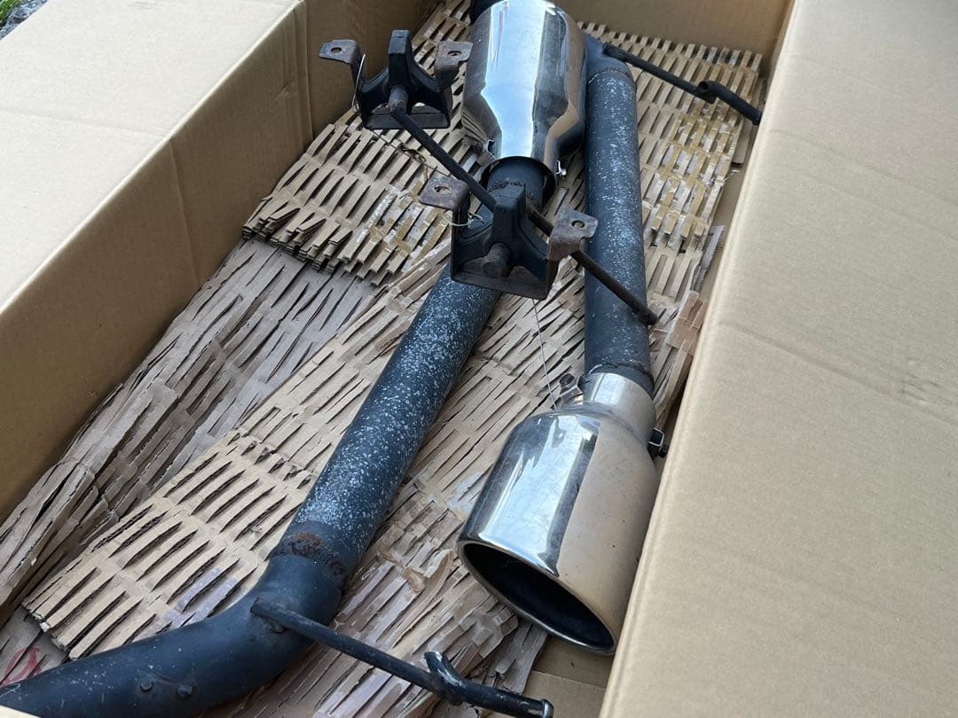 V36 スカイラインセダン マフラー リアピース ストレート