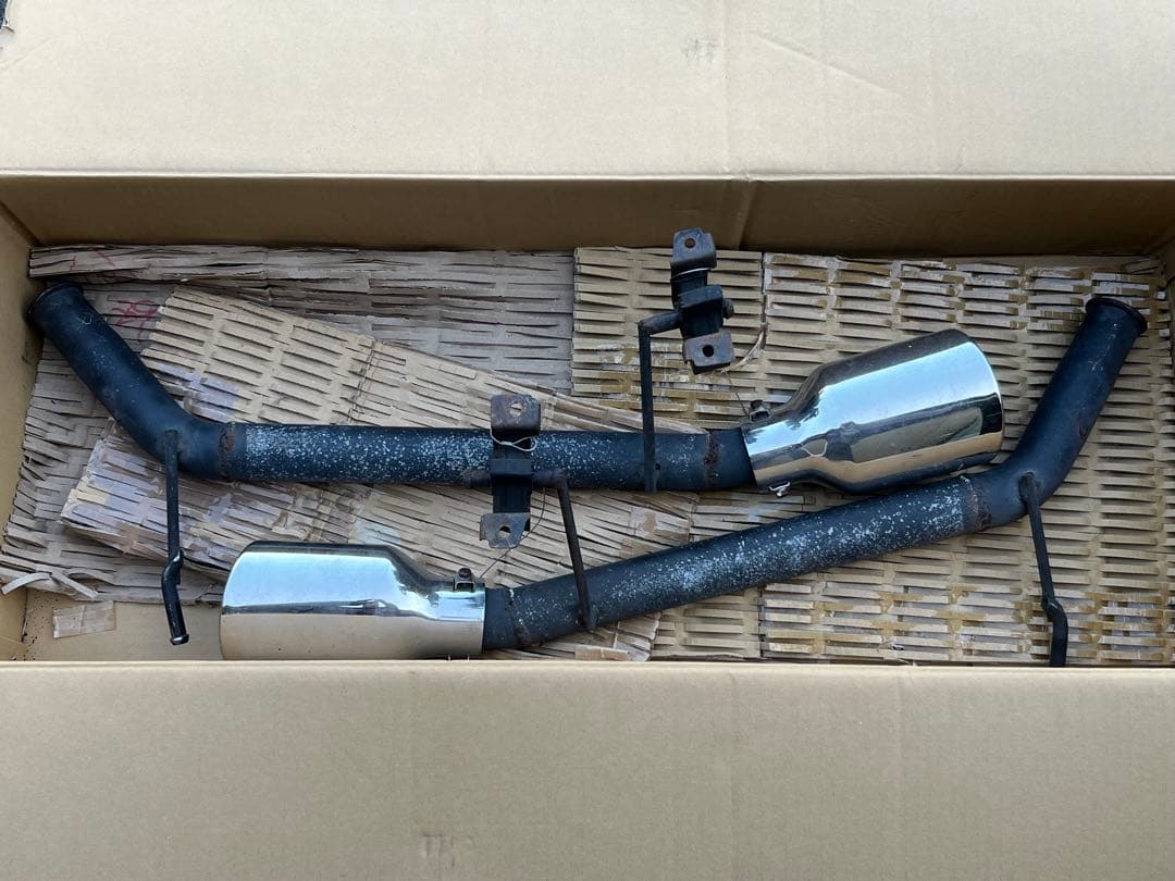 V36 スカイラインセダン マフラー リアピース ストレート