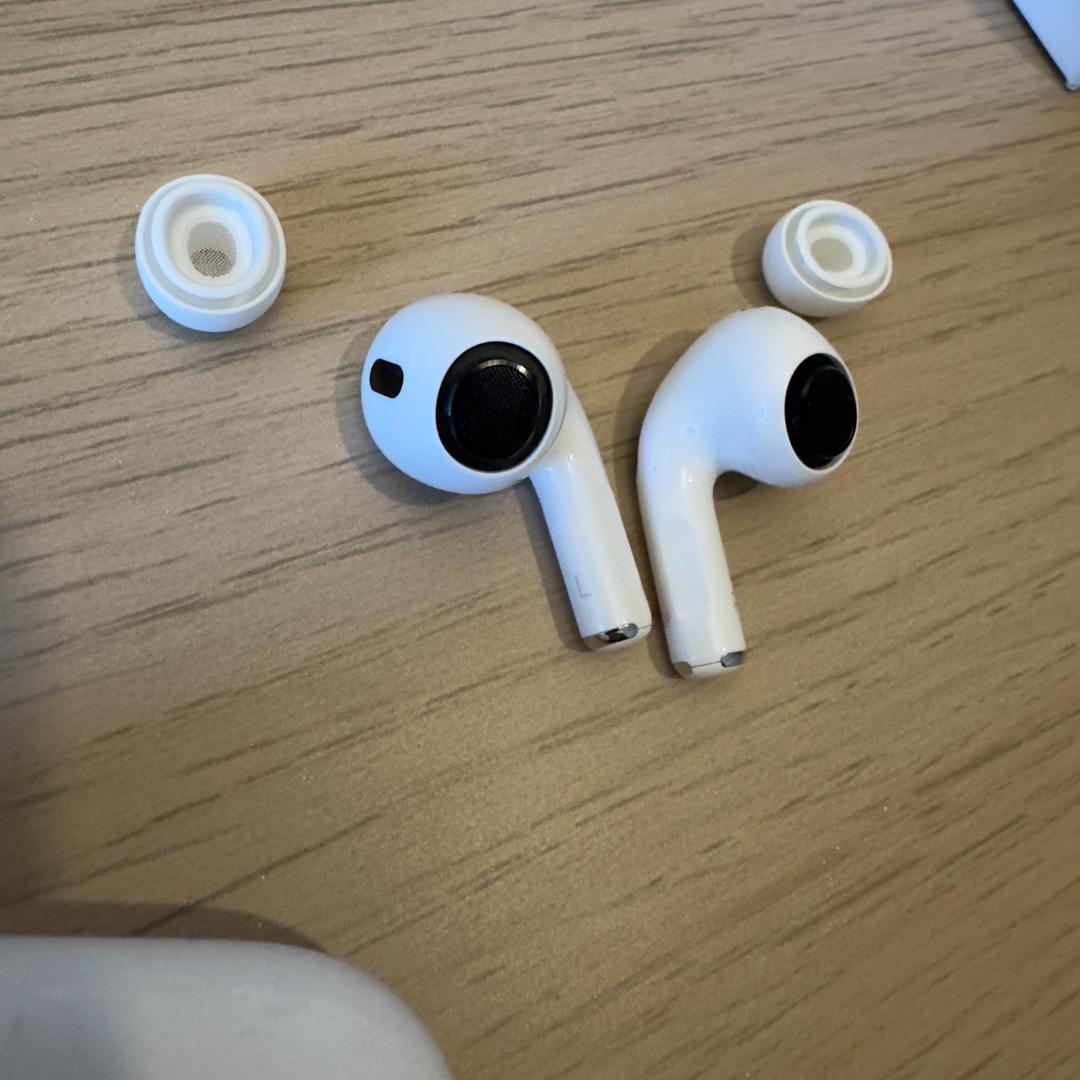 Apple アップル AirPods Pro 2（第2世代）ワイヤレスイヤホン