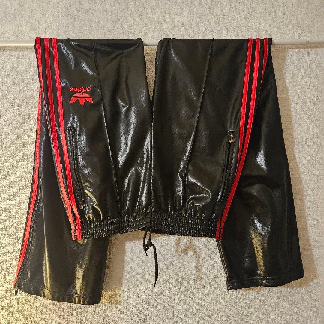 adidas CHILE62 ジャージ 上下セット L ブラック レッド 光沢