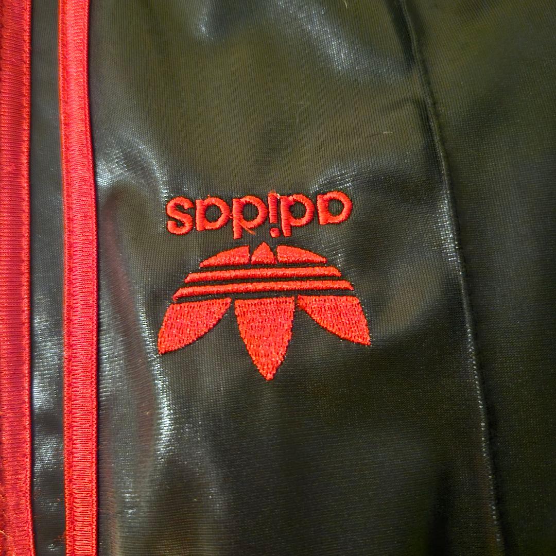 adidas CHILE62 ジャージ 上下セット L ブラック レッド 光沢