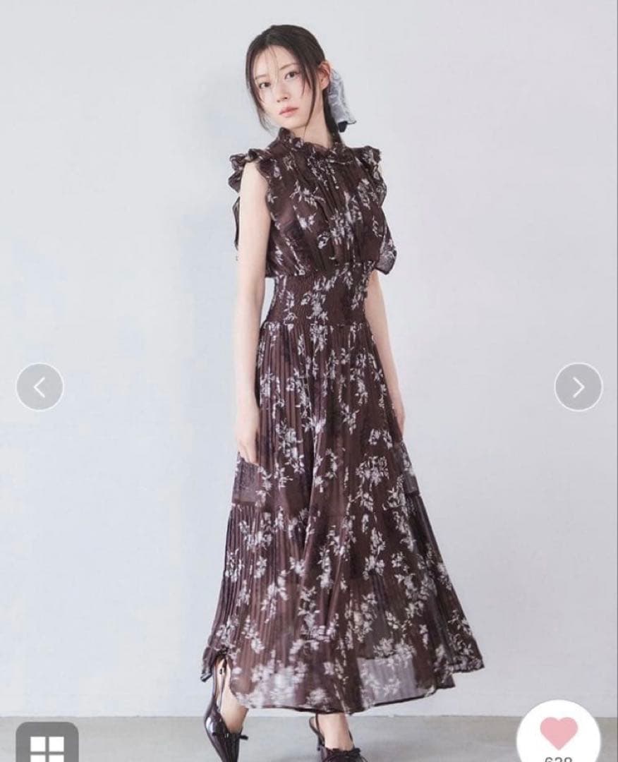 新品　SNIDEL プリントプリーツシャーリングワンピース