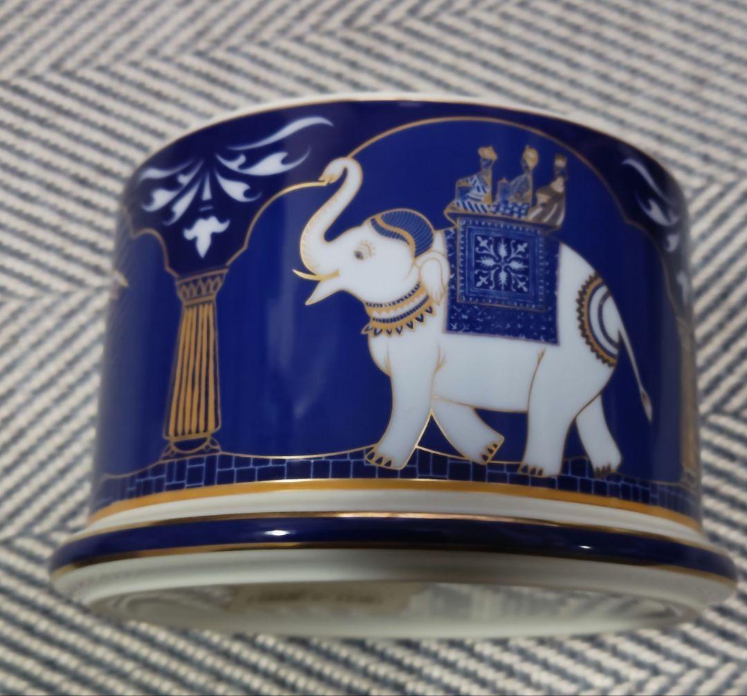 新品未使用 ローゼンタール社 磁器製オルゴール「マハラジャ •ブラウ」