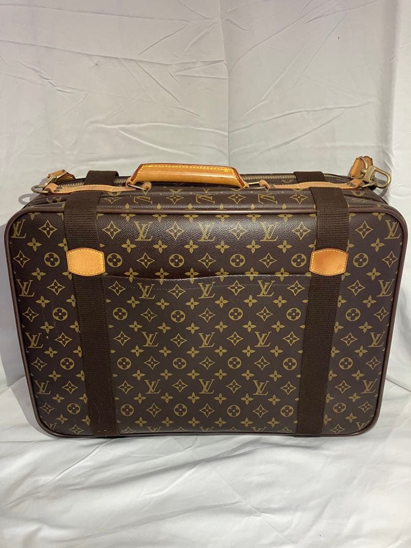 Y921 Louis Vuitton モノグラム サテライト53 トラベルバック