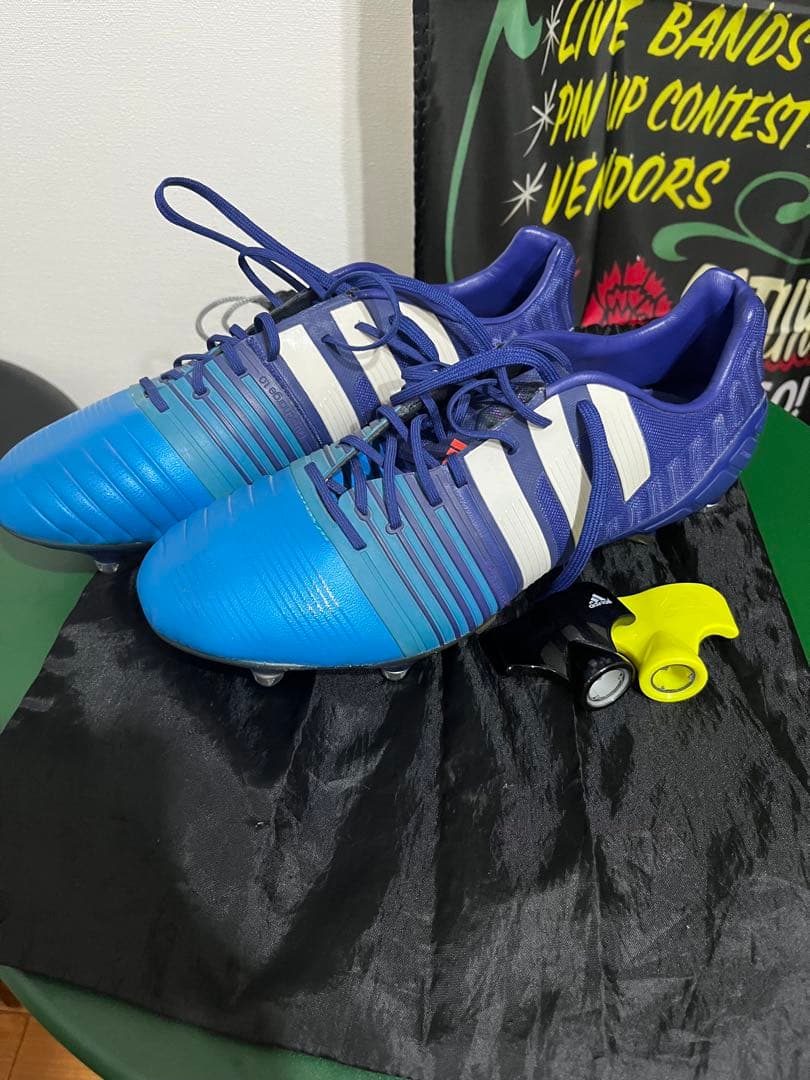 adidas ナイトロチャージ1.0