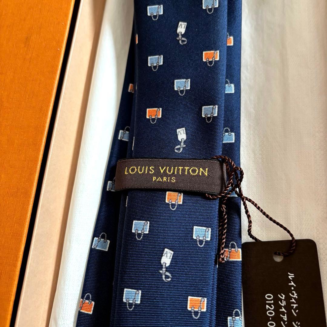 M73715 ルイヴィトン シルクネクタイ　ネイビー