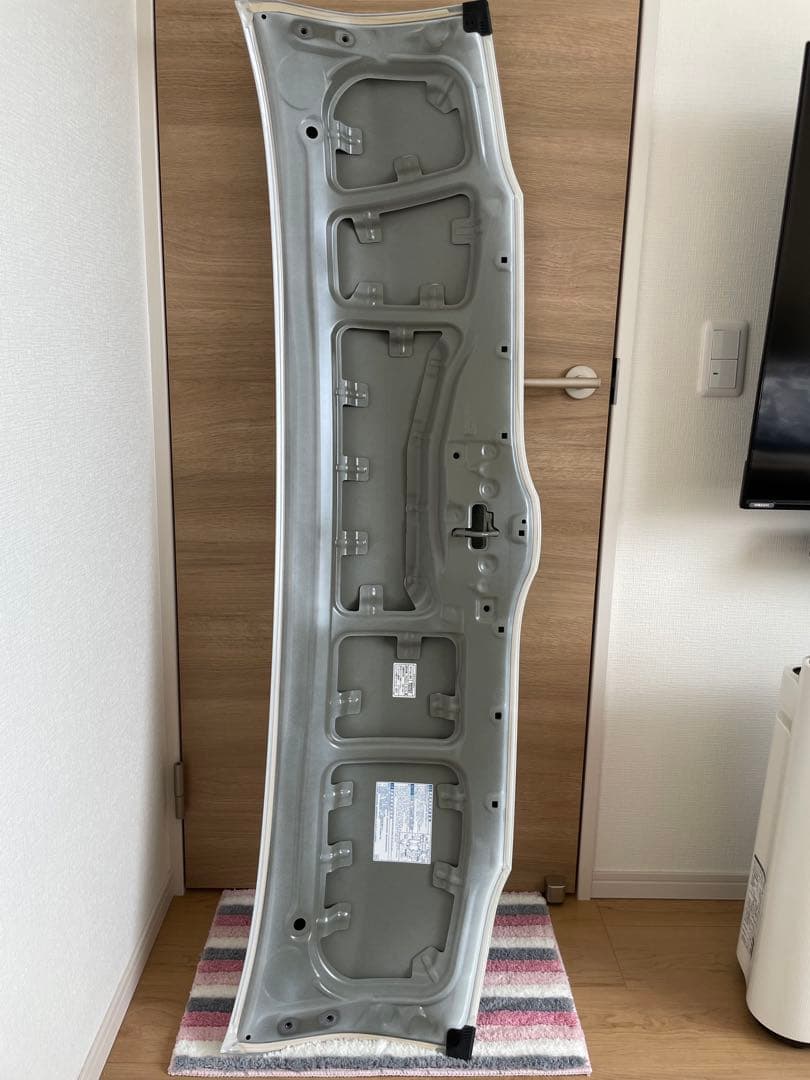 トヨタ200系ハイエース6型　ダークプライム2 純正ボンネット
