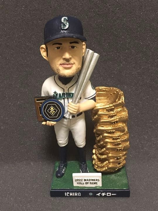 イチロー バブルヘッド2022年 球団殿堂入り記念 球場配布 ボブルヘッド