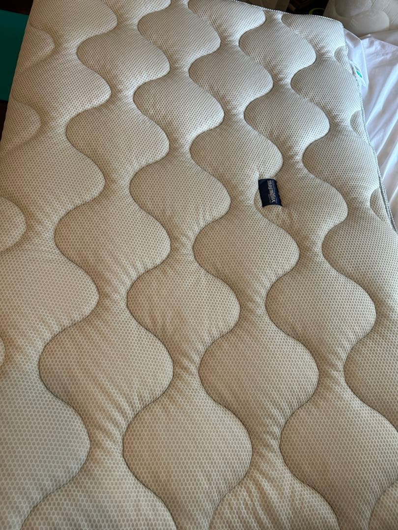 マニフレックス クールトッパー　ダブル