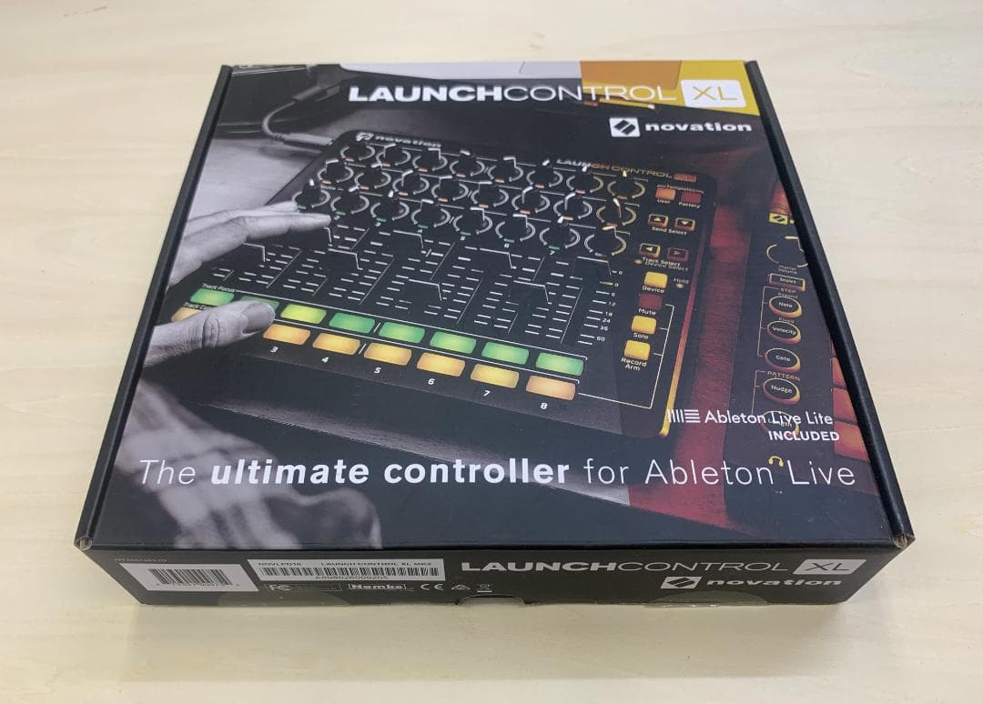 Novation Launch Control XL MK2 コントローラー