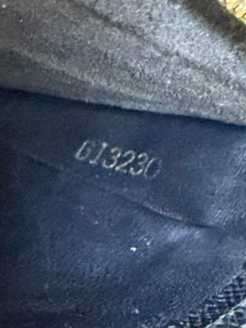 ルイヴィトン ショルダーバッグ M69203