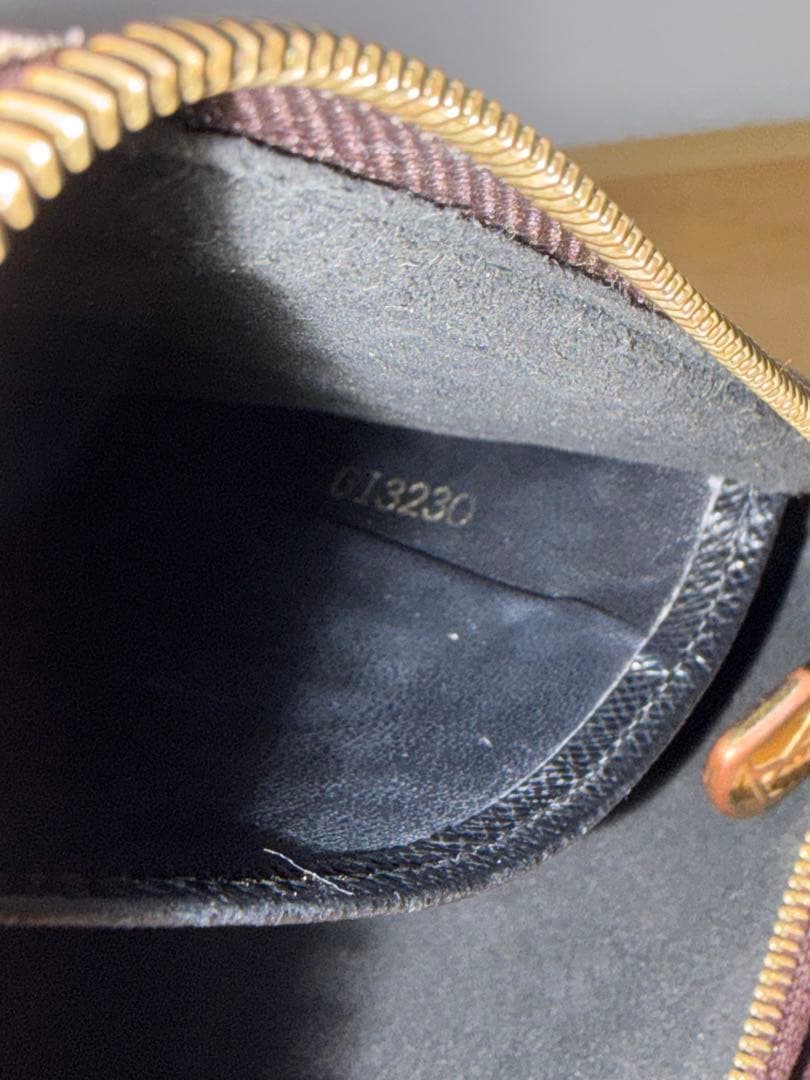 ルイヴィトン ショルダーバッグ M69203