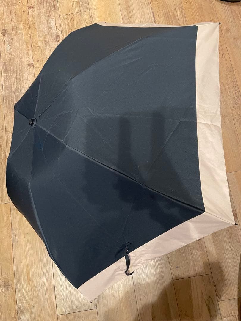 サンバリア100 折りたたみ日傘 ブラック×ピンク