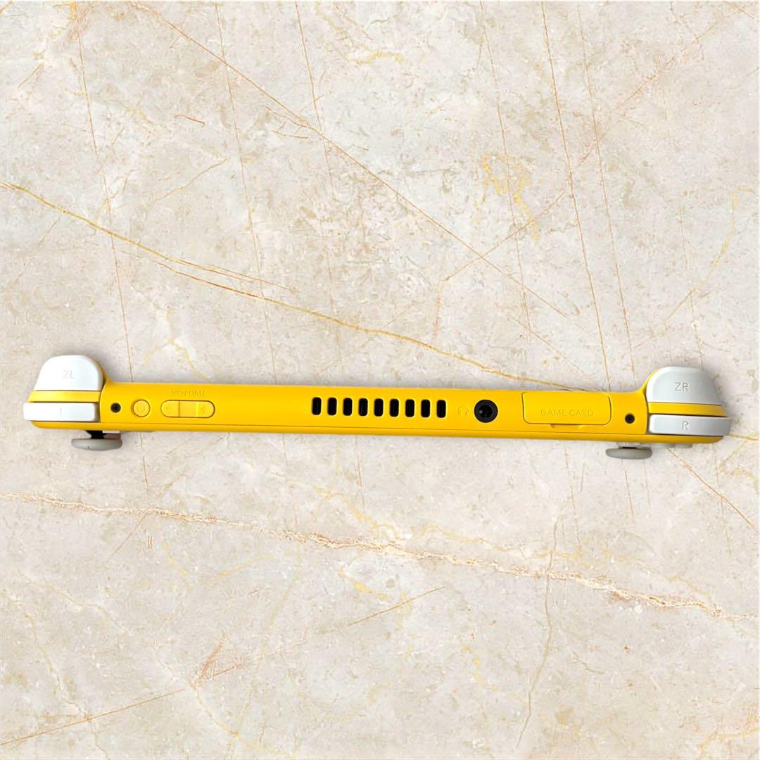 【suzu】　SwitchLite本体　イエロー　充電器 ケース付き