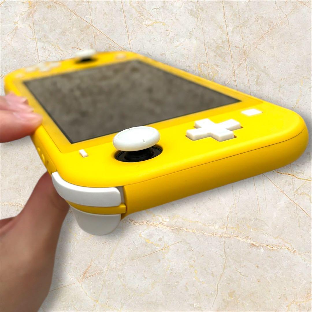 【suzu】　SwitchLite本体　イエロー　充電器 ケース付き