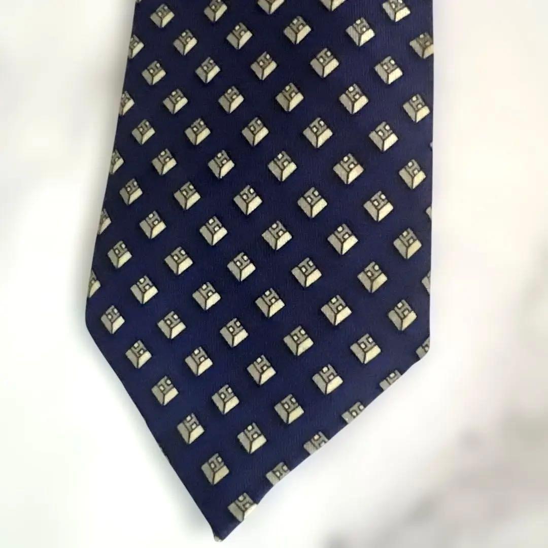 【正規品】エルメス　HERMES シルクネクタイ　美品